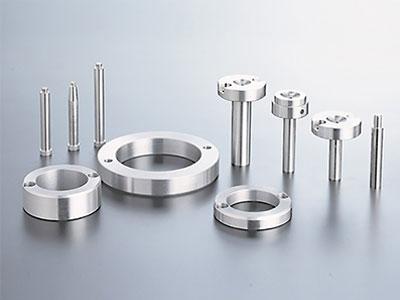 Wolframkarbid-Bauteile für Stanzwerkzeuge